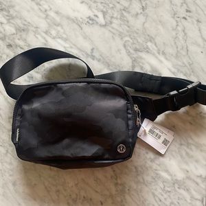 Lululemon Everywhere Belt Bag Large 2L